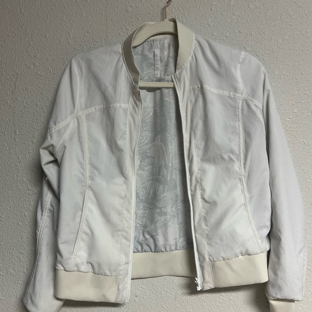 Reversible Lululemon Jacket - Picture 3 of 4